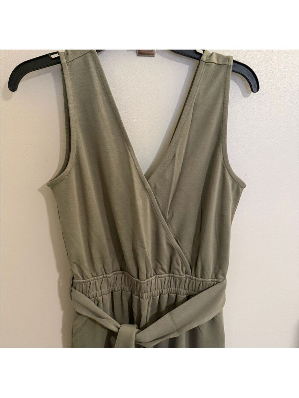 The Drop Women's @caralynmirand Sleeveless Wrap Jumpsuit - Picture 4 of 8